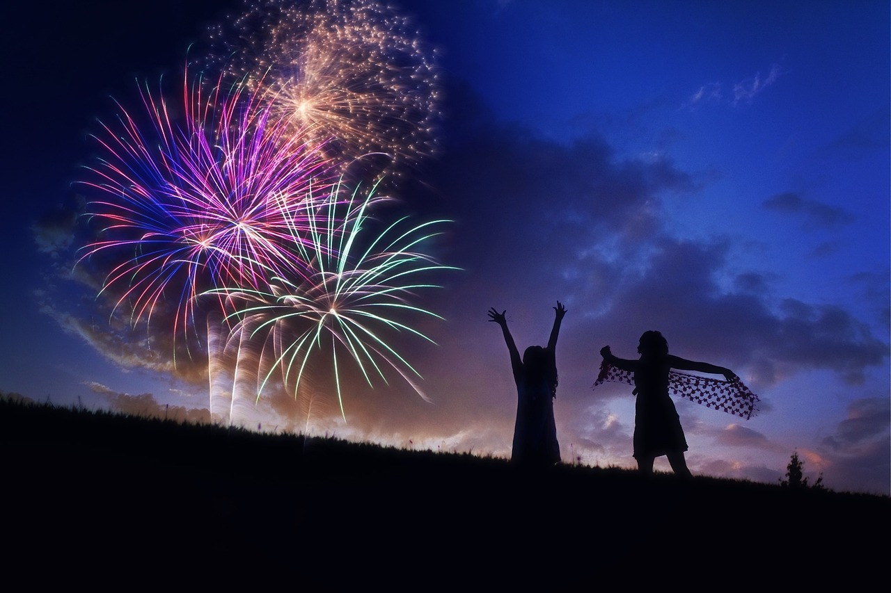 5 Places To See Fireworks Nearby - Frederick, Baltimore, Washington D.C., Gettysburg, and NoVA
