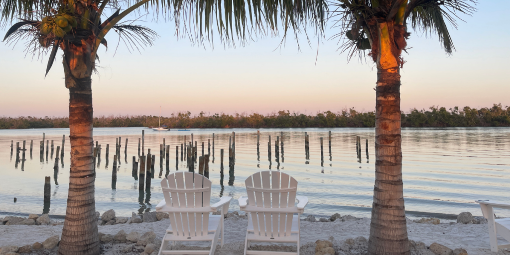 Florida's Manasota Key Resort Bay Views